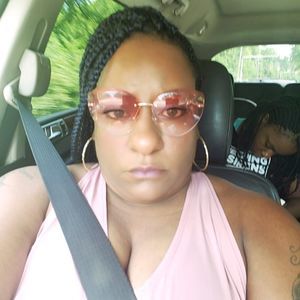 Meet your Posher, Eva